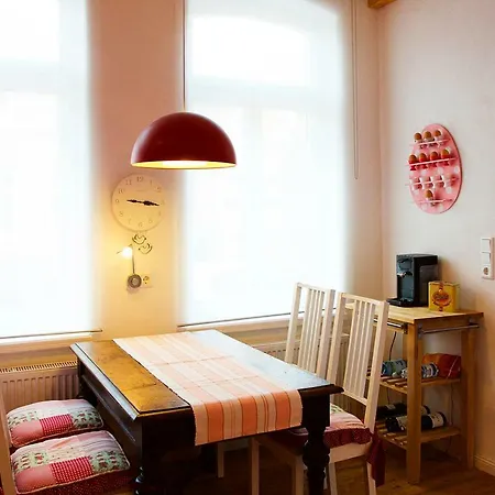 Grossstrasse 18 B * לייר