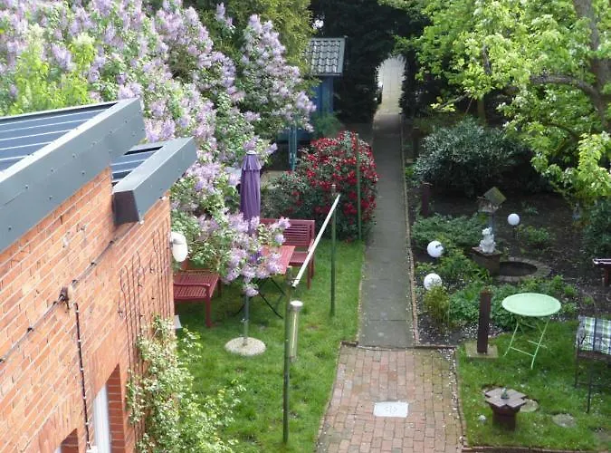 Apartament Grossstrasse 18 B *